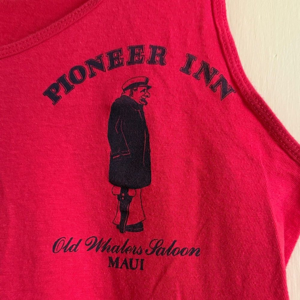 Pioneer Inn old Whalers Saloon MAUI Women's Red Tank Top VINTAGE